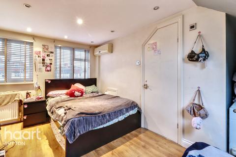 4 bedroom semi-detached house for sale, Poplar Road, Sutton