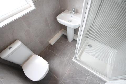 5 bedroom end of terrace house to rent, Archery Terrace, Leeds, LS2 9AT