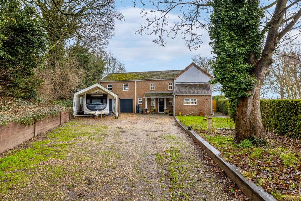 Hovenden Lodge (Spalding)-9