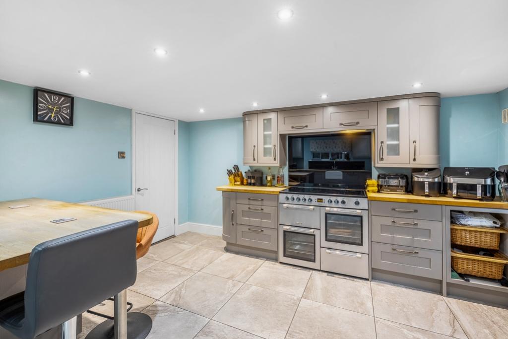 Hovenden Lodge (Spalding)-27
