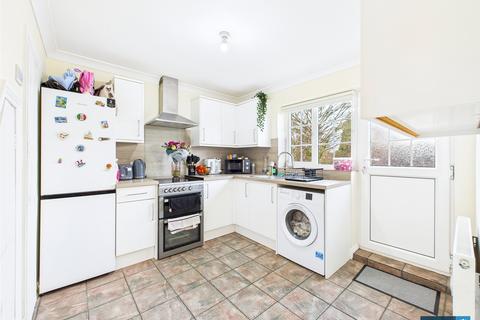 undefined, Naseby Close, Hatfield, Doncaster, South Yorkshire, DN7