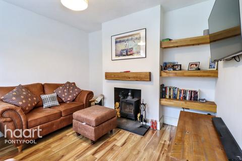3 bedroom detached house for sale, Sycamore Road, Pontypool