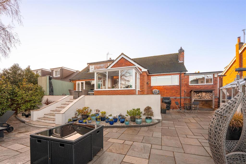 Stoneleigh Close - by Visually Rich 00041.jpg