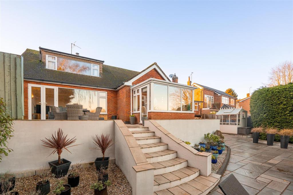 Stoneleigh Close - by Visually Rich 00045.jpg