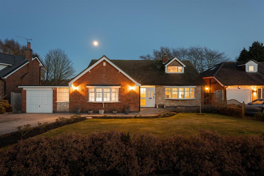 Stoneleigh Close - by Visually Rich 00158.jpg