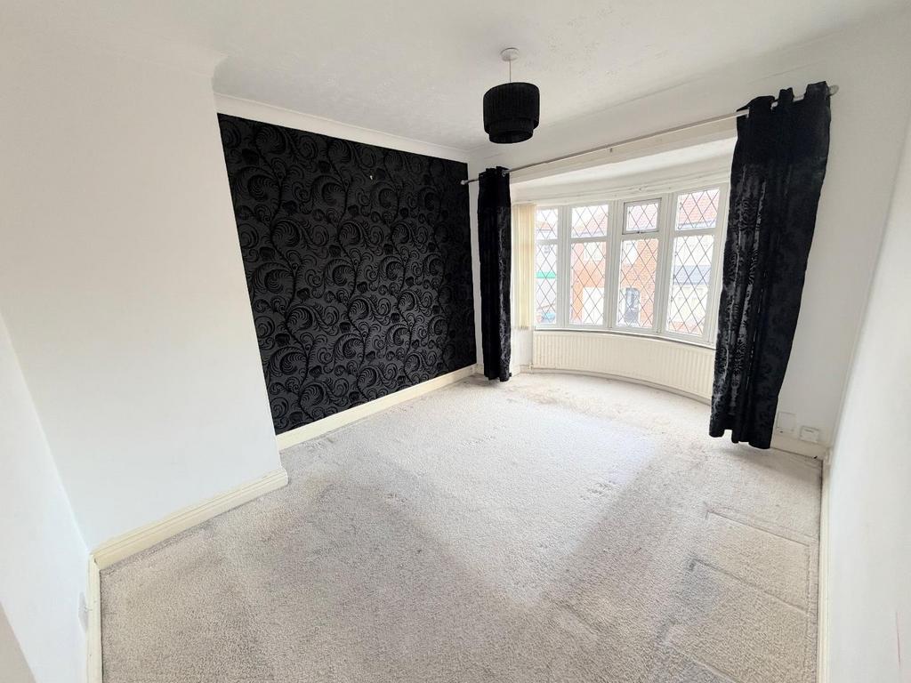 Bedroom ( front)