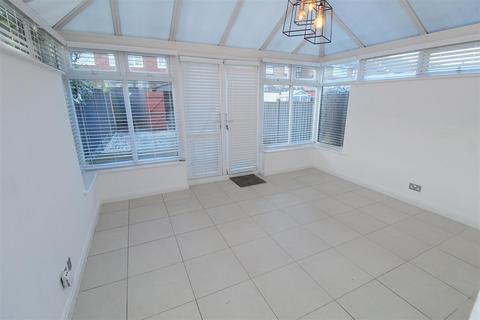 3 bedroom townhouse for sale, Greenbank Drive, Liverpool L10