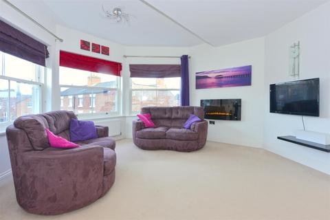2 bedroom apartment for sale, St. Julians Crescent, St. Julians Friars, Shrewsbury