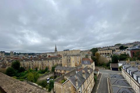 2 bedroom apartment to rent, Henrietta Street, Bath BA2