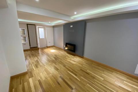 2 bedroom terraced house to rent, Ton Row, Ton Row Ton Pentre, Pentre, CF41
