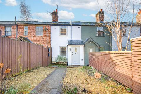 2 bedroom terraced house to rent, Alma Place, High Street, Marlborough, Wiltshire, SN8