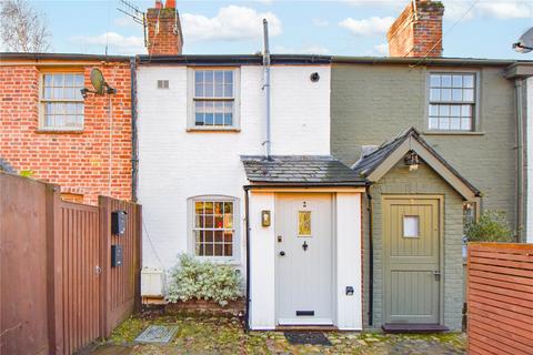 2 bedroom terraced house to rent, Alma Place, High Street, Marlborough, Wiltshire, SN8