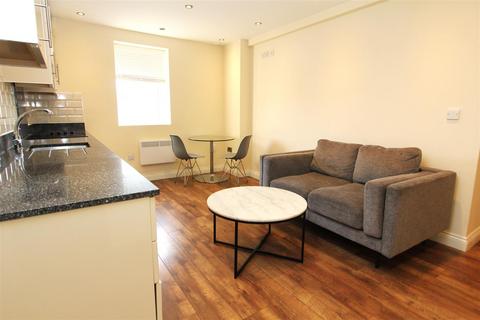 1 bedroom flat to rent, Brunswick Court, Leeds