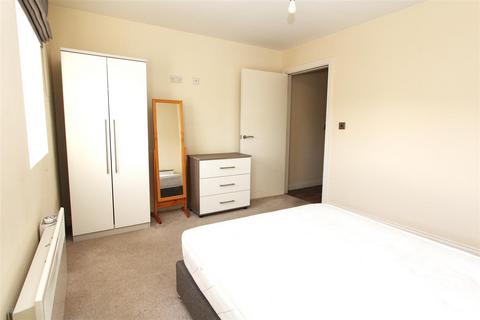 1 bedroom flat to rent, Brunswick Court, Leeds