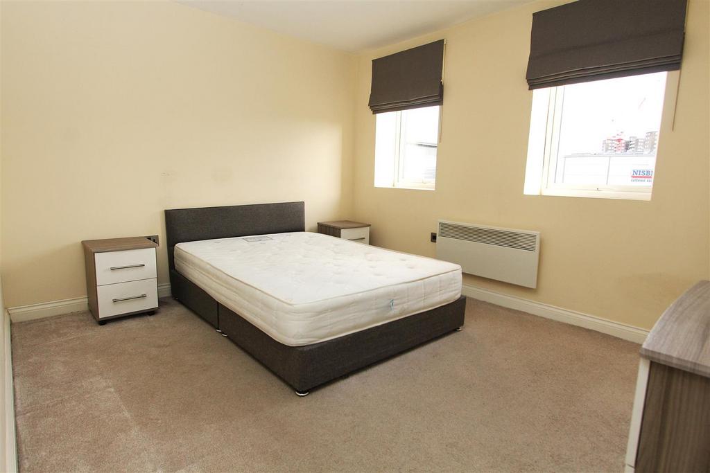 Bedroom.JPG