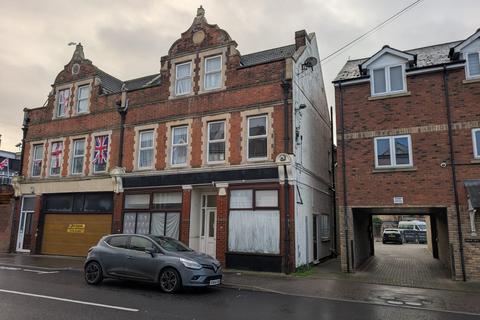 High Street, Clacton-On-Sea CO15