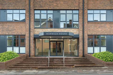 Norwich House, Surrey GU15