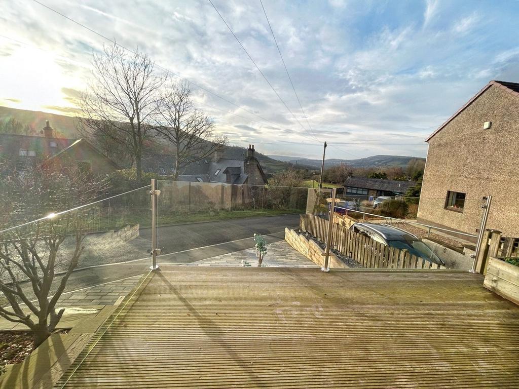 Raised Terrace/Views