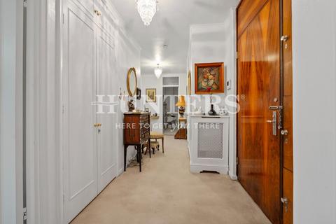2 bedroom flat for sale, Sheringham, St. John's Wood Park, St John's Wood, London, NW8