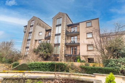 3 bedroom flat for sale, Waterside, Lancaster LA1