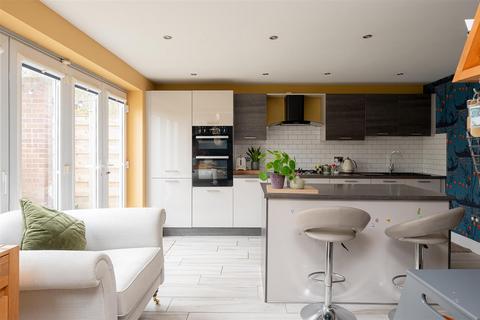 4 bedroom semi-detached house for sale, Newland Park Drive, York, YO10 3HP