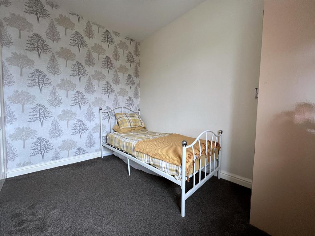 Rear Bedroom