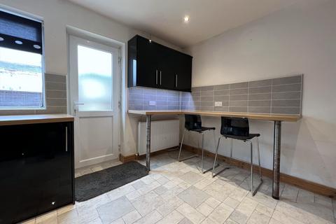 2 bedroom house to rent, Portsmouth Street, Barrow In Furness LA14