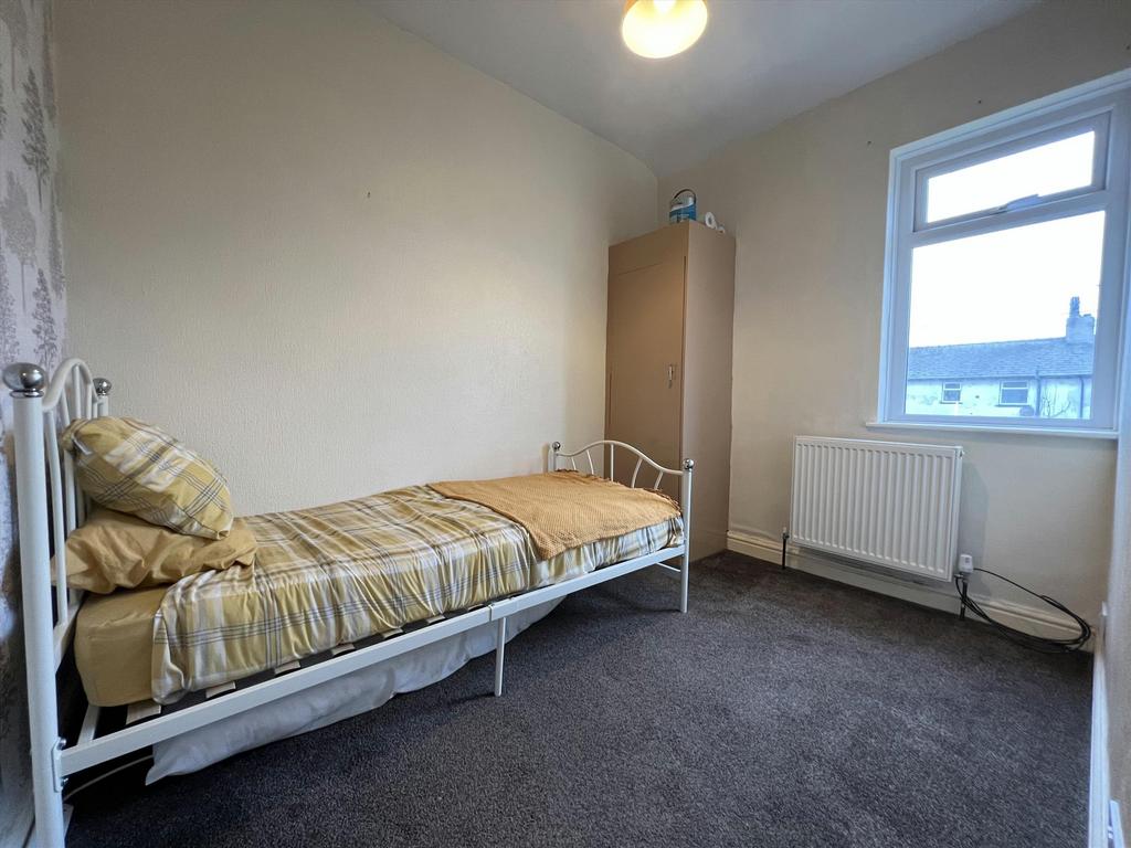 Rear Bedroom