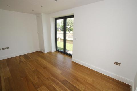 undefined, Barnstaple Road, Southend-On-Sea