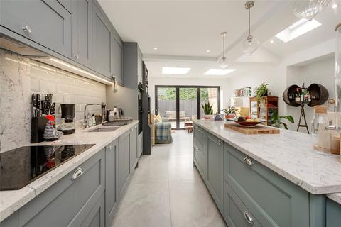 4 bedroom house to rent, Latimer Road, London W10