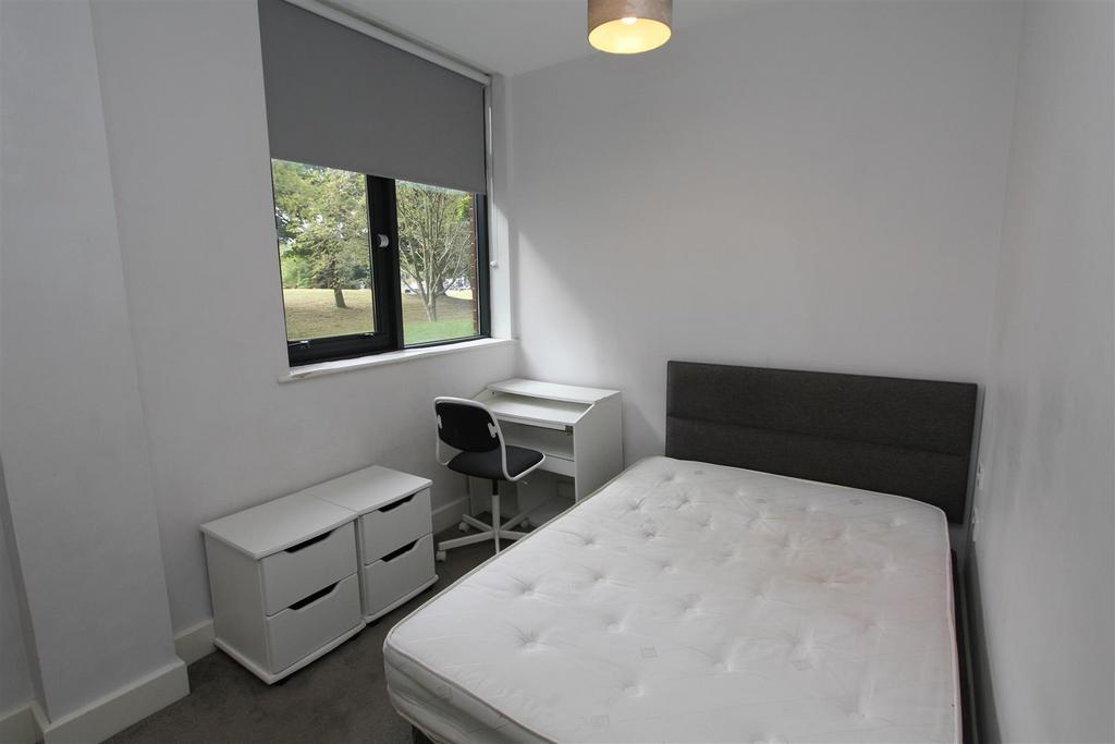 Bedroom2.JPG