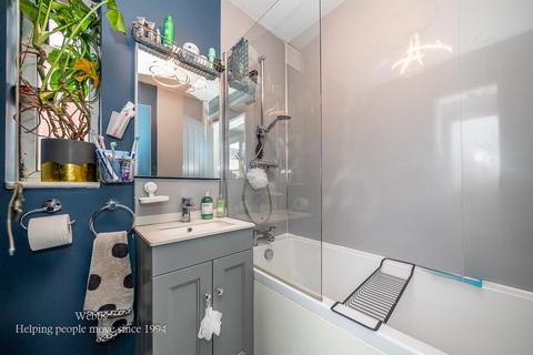 3 bedroom semi-detached house for sale, Chantry Avenue, Walsall WS3