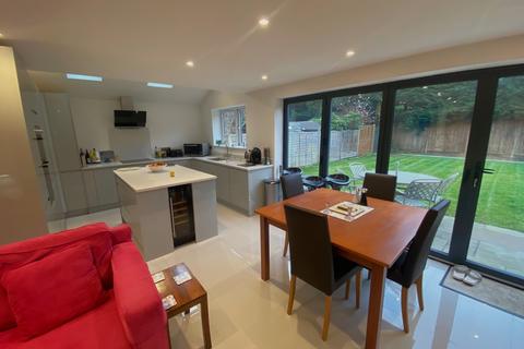 4 bedroom semi-detached house for sale, Jubilee Avenue, Ascot SL5