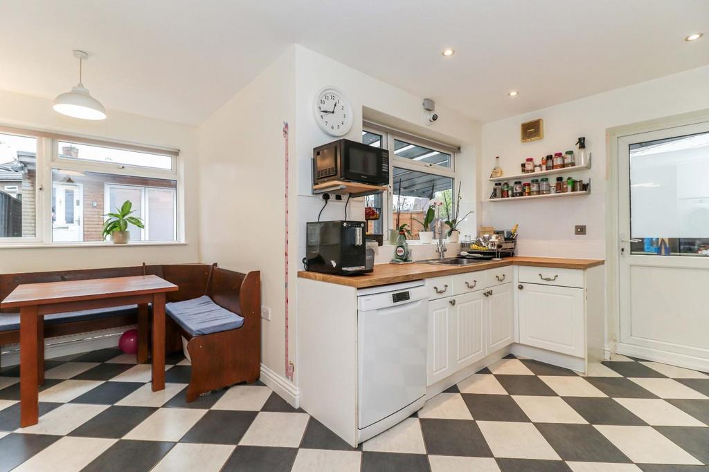 Kitchen/Breakfast