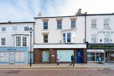 Retail property (high street) to rent - High Street, Northallerton