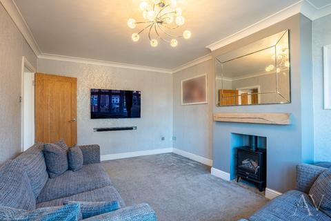 5 bedroom terraced house for sale, Maclennan Avenue, Rainham