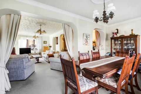 4 bedroom detached house for sale, Dove Close, Hertfordshire CM23