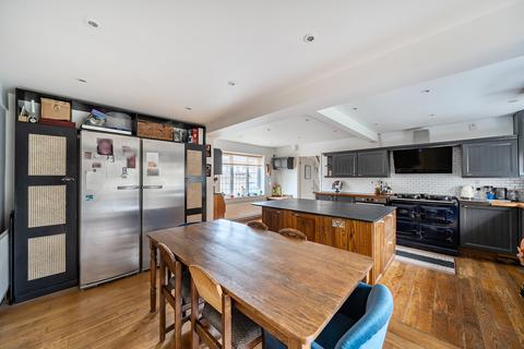 5 bedroom detached house for sale, Brookfield, Highworth, Swindon, SN6