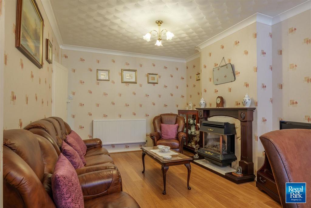 Sitting/Dining Room