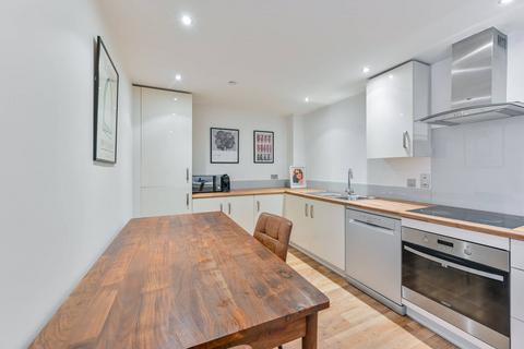 1 bedroom flat to rent, Butler Court, SW11, Battersea, London, SW11