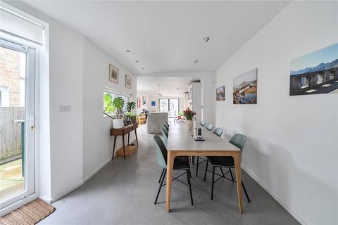 4 bedroom end of terrace house for sale, Whittington Road, London, N22