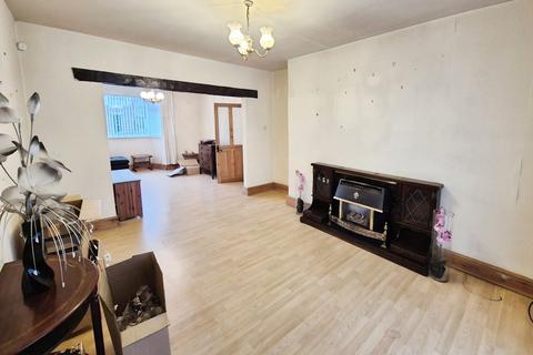 3 bedroom semi-detached house for sale, Naseby Road, Greater Manchester SK5