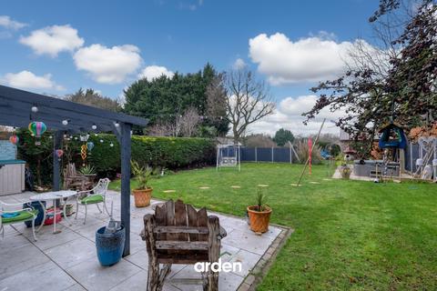 3 bedroom end of terrace house for sale, Sugarbrook Lane, Stoke Pound, B60
