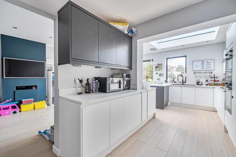 3 bedroom semi-detached house for sale, Gladeside, Croydon CR0