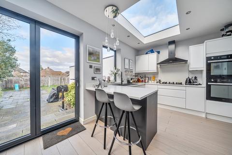 3 bedroom semi-detached house for sale, Gladeside, Croydon CR0