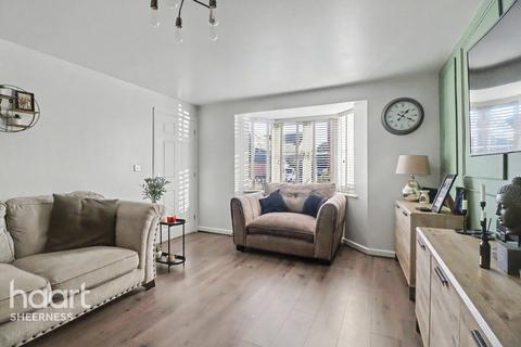 4 bedroom detached house for sale, Buttercup Avenue, Minster