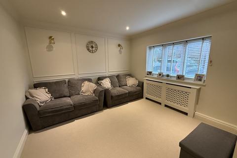5 bedroom detached house for sale, Liphook Road, Whitehill GU35