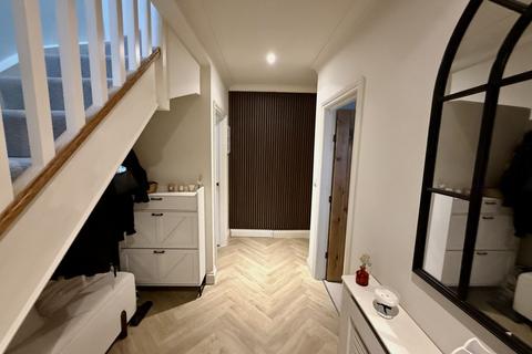 5 bedroom detached house for sale, Liphook Road, Whitehill GU35