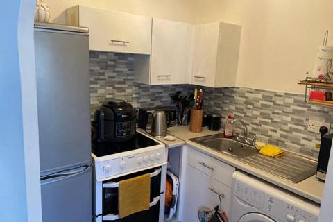 1 bedroom flat for sale, Rochester Court, Watford, WD25