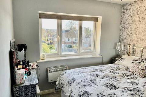 1 bedroom flat for sale, Rochester Court, Watford, WD25